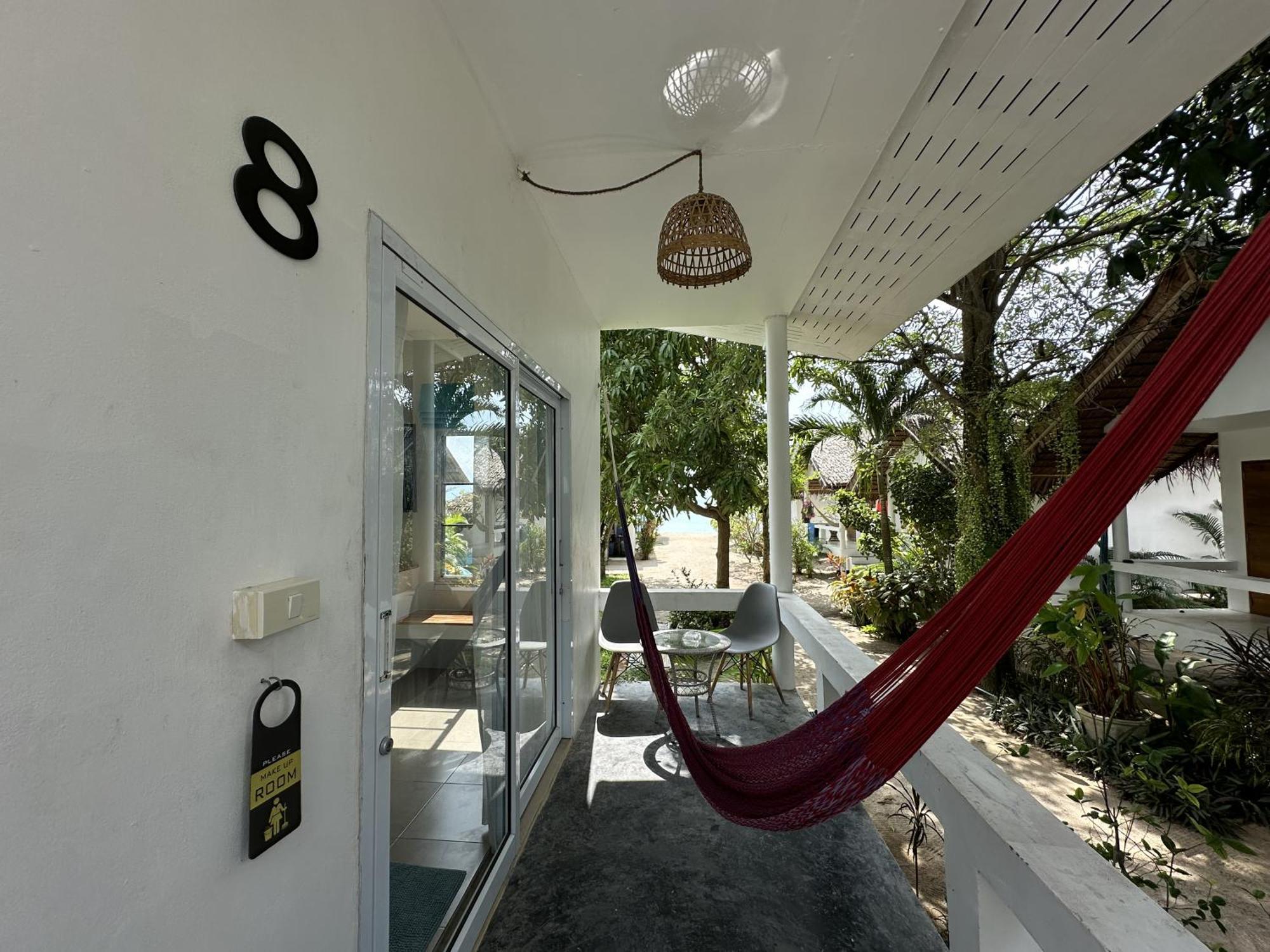 Sand Terrace Beach Bungalows Баан-Тай Номер фото