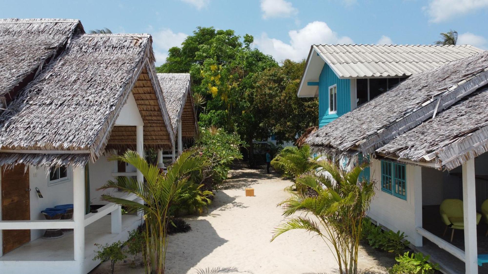 Sand Terrace Beach Bungalows Баан-Тай Екстер'єр фото